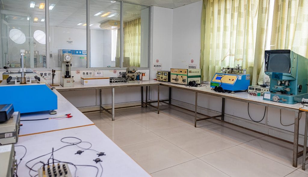 Junye Electronic co ltd headphones earphones OEM factory testing lab