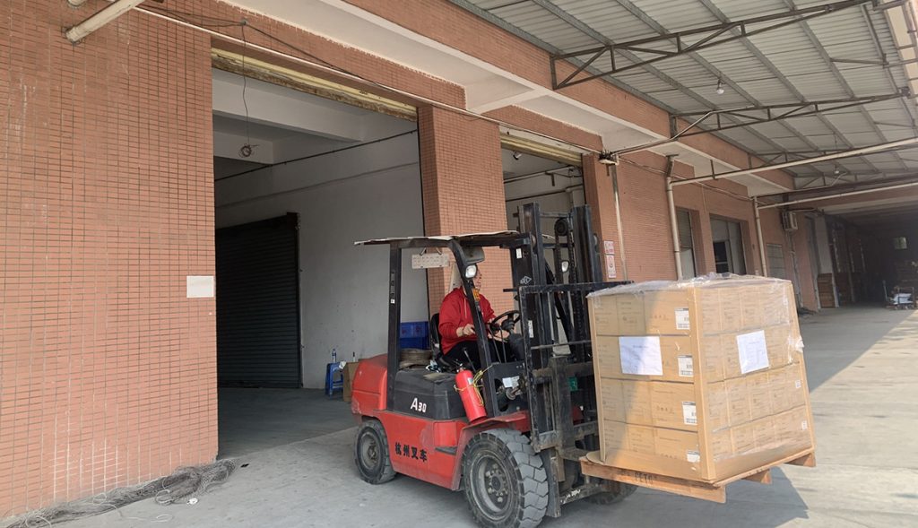 Junye Electronic co ltd headphones earphones OEM factory loading