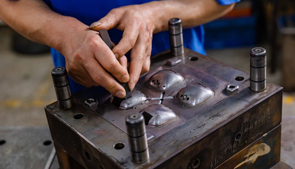 Junye Electronic co ltd headphones earphones OEM factory mold mould